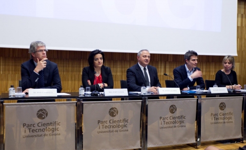 Round Table (Martí Saballs, Judit Viader, Josep Lagares, Marc Bonavia, Anna Carabús)